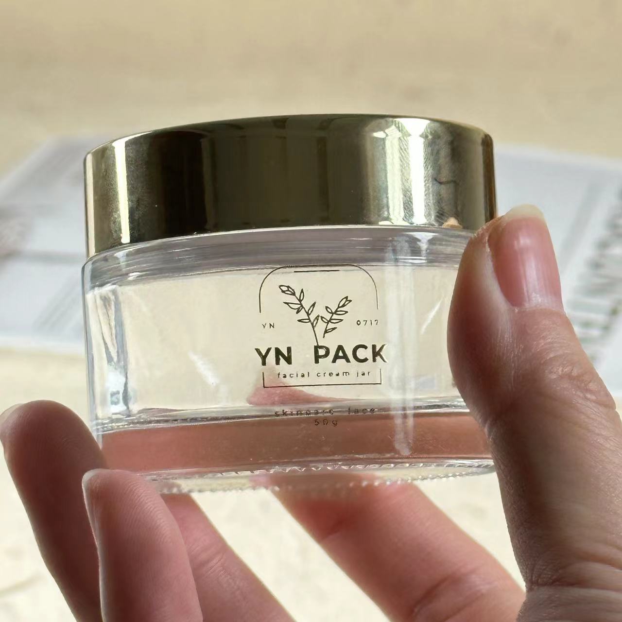 luxe glazen pot Wholesa matgla - Luxury Skincare Jars recensie en prijs